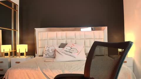 Lisa online show from January 2025 08:52:02 PM