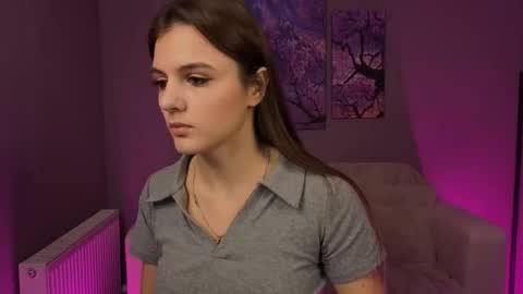 Lisa online show from November 2025 11:10:02 AM