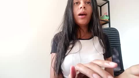 Lisa Santos online show from November 2025 06:41:04 PM