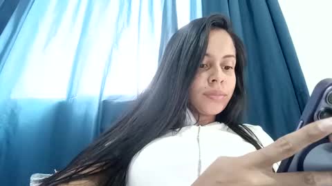 Lisa Santos online show from November 2025 05:45:02 PM