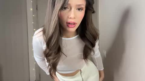 lisa_graham online show from November 2025 04:33:01 AM