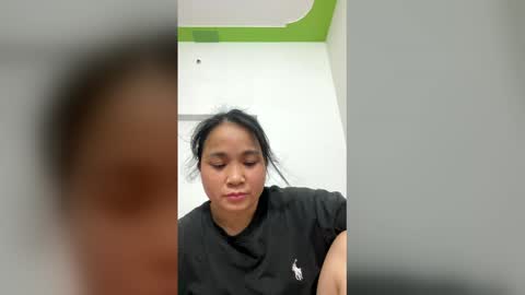 Snapshot of lisa_hanw chatting on April 2026 03:56:01 AM lisa_hanw online show from April 2026 03:56:01 AM