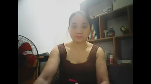 lisa_hanw online show from May 2026 01:32:02 AM