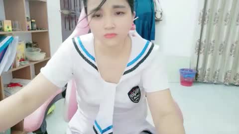 lisa_hanw online show from May 2026 12:30:01 AM