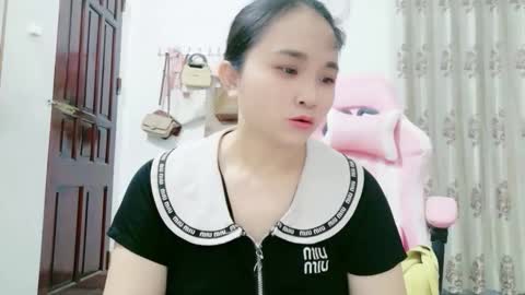 lisa_hanw online show from May 2026 01:34:02 AM