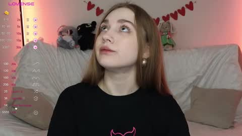 Lisa and Katerina online show from February 2025 11:41:02 AM