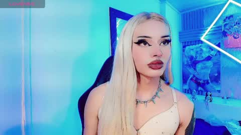 lisa_sparkleee online show from April 2026 03:18:01 AM