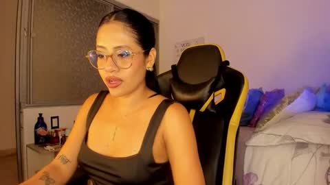 Lisa Thompson online show from November 2025 02:10:01 AM