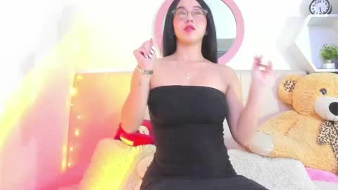 Snapshot of lisaa_a chatting on November 2025 02:21:01 AM Lisa online show from November 2025 02:21:01 AM