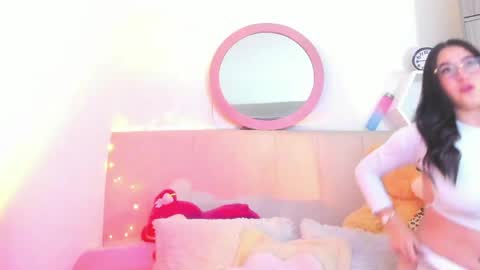 Lisa online show from March 2026 11:04:01 PM