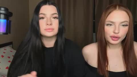 Snapshot of lisaanddenis chatting on October 2025 12:35:02 PM Lisa and Den online show from October 2025 12:35:02 PM