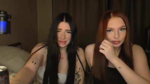 Snapshot of lisaanddenis chatting on October 2025 01:31:02 PM Lisa and Den online show from October 2025 01:31:02 PM