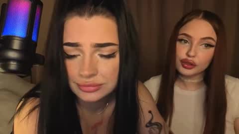 Snapshot of lisaanddenis chatting on October 2025 01:07:02 PM Lisa and Den online show from October 2025 01:07:02 PM