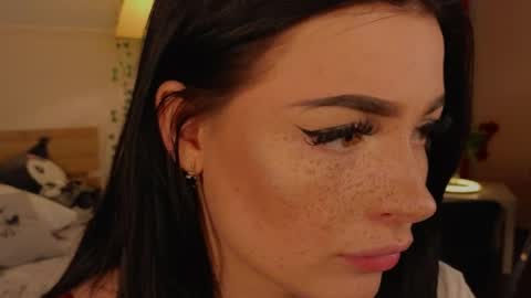 Lisa and Den online show from April 2026 10:24:02 AM