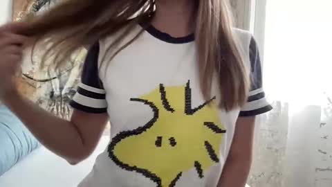 Snapshot of lisaflower1 chatting on September 2025 08:52:02 AM Lisa online show from September 2025 08:52:02 AM