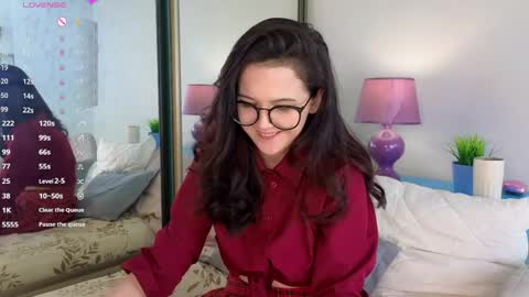 Kira online show from April 2026 07:45:01 AM