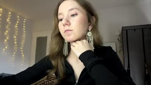 Snapshot of lisasmall chatting on June 2026 06:29:02 PM lisasmall online show from June 2026 06:29:02 PM