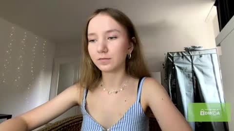 Snapshot of lisasmall chatting on July 2026 04:46:02 PM lisasmall online show from July 2026 04:46:02 PM