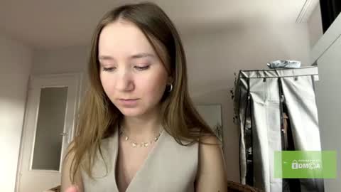 Snapshot of lisasmall chatting on July 2026 05:37:01 PM lisasmall online show from July 2026 05:37:01 PM