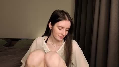 Lisa online show from November 2025 10:52:02 PM