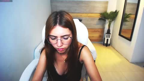 Liseth Fox online show from February 2025 10:14:02 PM