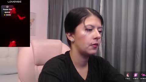 Andrea online show from September 2025 03:33:02 AM