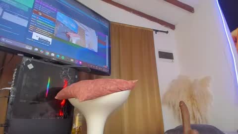 Lissa online show from December 2024 04:20:02 AM