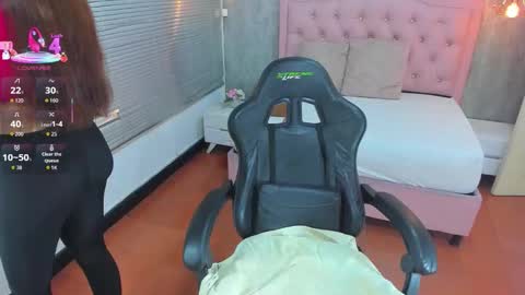 L I S S A  online show from October 2025 03:18:02 AM