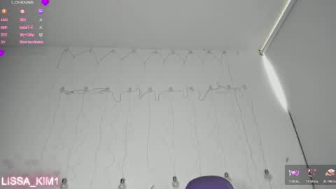 Lissa Kim  online show from November 2025 01:28:01 PM