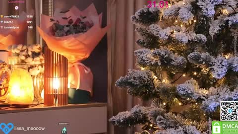 Snapshot of lissa_meooow chatting on January 2025 09:59:01 AM your Liza again. Next stream Dec. 1 at 2 or 3 GMT online show from January 2025 09:59:01 AM