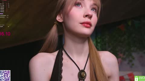 Snapshot of lissa_meooow chatting on October 2025 05:19:02 AM your Liza again. Next stream Dec. 1 at 2 or 3 GMT online show from October 2025 05:19:02 AM