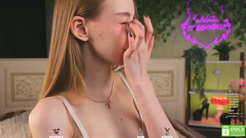 your Liza again. Next stream Dec. 1  at 2 or 3  GMT online show from May 2026 09:16:02 AM