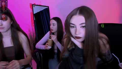 lissa_night online show from October 2025 12:52:02 PM