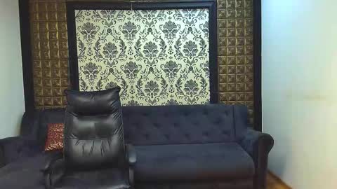 Lisa online show from November 2025 08:09:02 PM