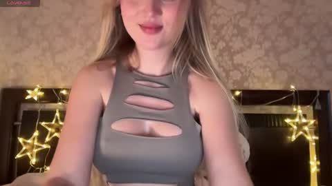 Snapshot of lissablush_ chatting on June 2026 02:30:01 PM Lissa online show from June 2026 02:30:01 PM