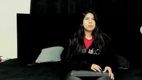 Natalia and alejandro online show from January 2026 10:20:02 AM