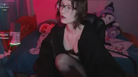 lissaros online show from April 2026 08:04:02 PM