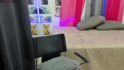 lissa online show from January 2025 10:41:02 PM