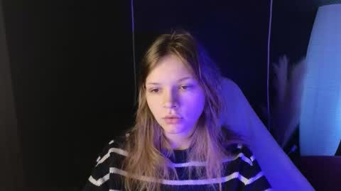 Lena online show from October 2025 07:52:02 AM