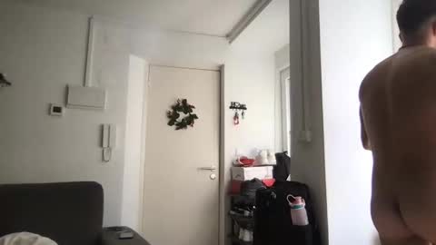 litlelover online show from April 2026 02:58:01 PM