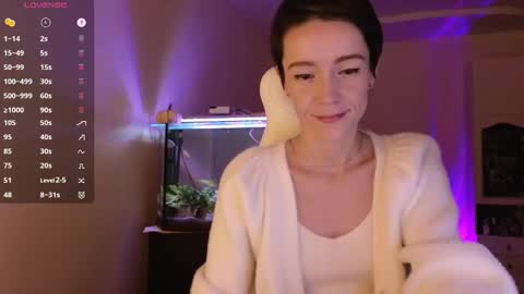 Alisa online show from November 2025 09:08:01 PM