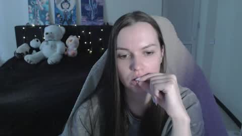 little__flowers online show from May 2026 09:29:02 AM