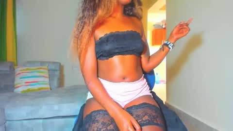 Snapshot of little_africa chatting on January 2025 02:09:02 PM little_africa online show from January 2025 02:09:02 PM