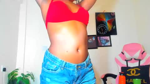 Snapshot of little_africa chatting on February 2025 11:16:02 AM little_africa online show from February 2025 11:16:02 AM