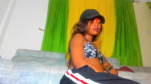 Snapshot of little_africa chatting on February 2025 05:23:02 PM little_africa online show from February 2025 05:23:02 PM