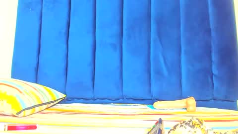 Snapshot of little_africa chatting on February 2025 01:57:01 PM little_africa online show from February 2025 01:57:01 PM