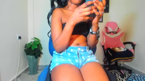 Snapshot of little_africa chatting on March 2025 10:24:02 AM little_africa online show from March 2025 10:24:02 AM