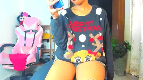 Snapshot of little_africa chatting on October 2025 07:42:02 AM little_africa online show from October 2025 07:42:02 AM