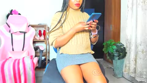 Snapshot of little_africa chatting on November 2025 09:40:01 AM little_africa online show from November 2025 09:40:01 AM