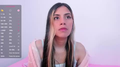 Snapshot of little_angelhot chatting on January 2025 01:10:02 PM angelica online show from January 2025 01:10:02 PM